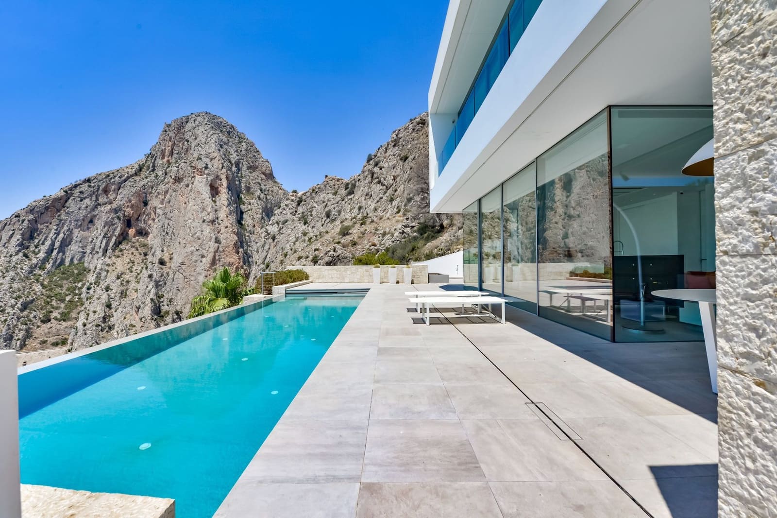 Chalet de 3 habitaciones en Altea en venta con piscina garaje - 2.695.000 € (Ref: 10074901)