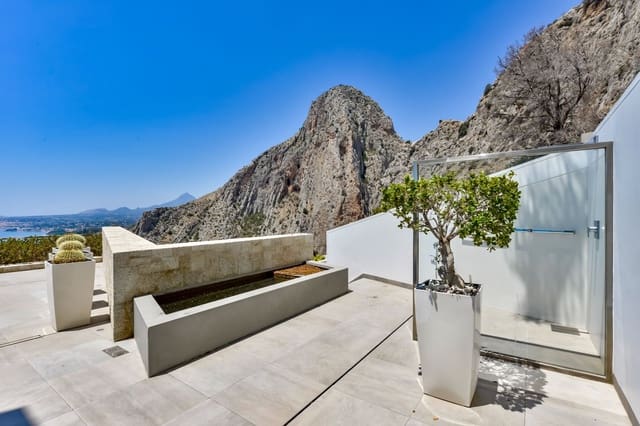 Chalet de 3 habitaciones en Altea en venta con piscina garaje - 2.695.000 € (Ref: 10074901)