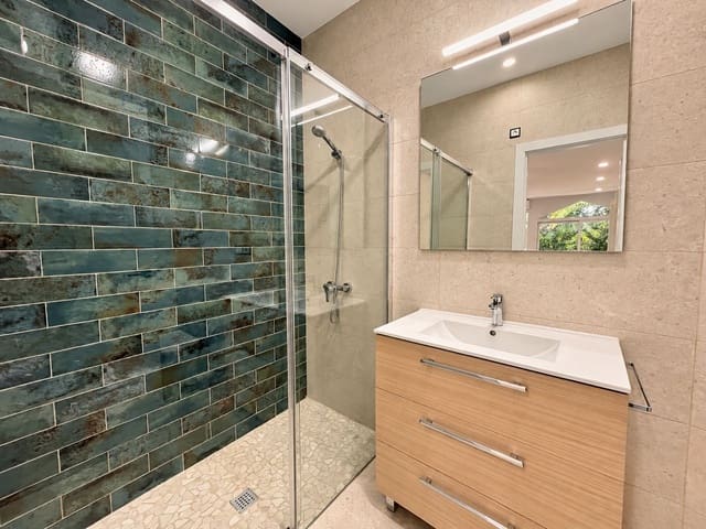 Studio til salgs i Benidorm med garasje - € 195 000 (Ref: 10170518)