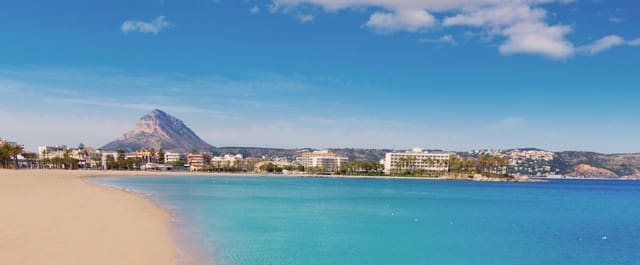 3 quarto Moradia para venda em Javea / Xàbia com piscina garagem - 945 000 € (Ref: 3976158)