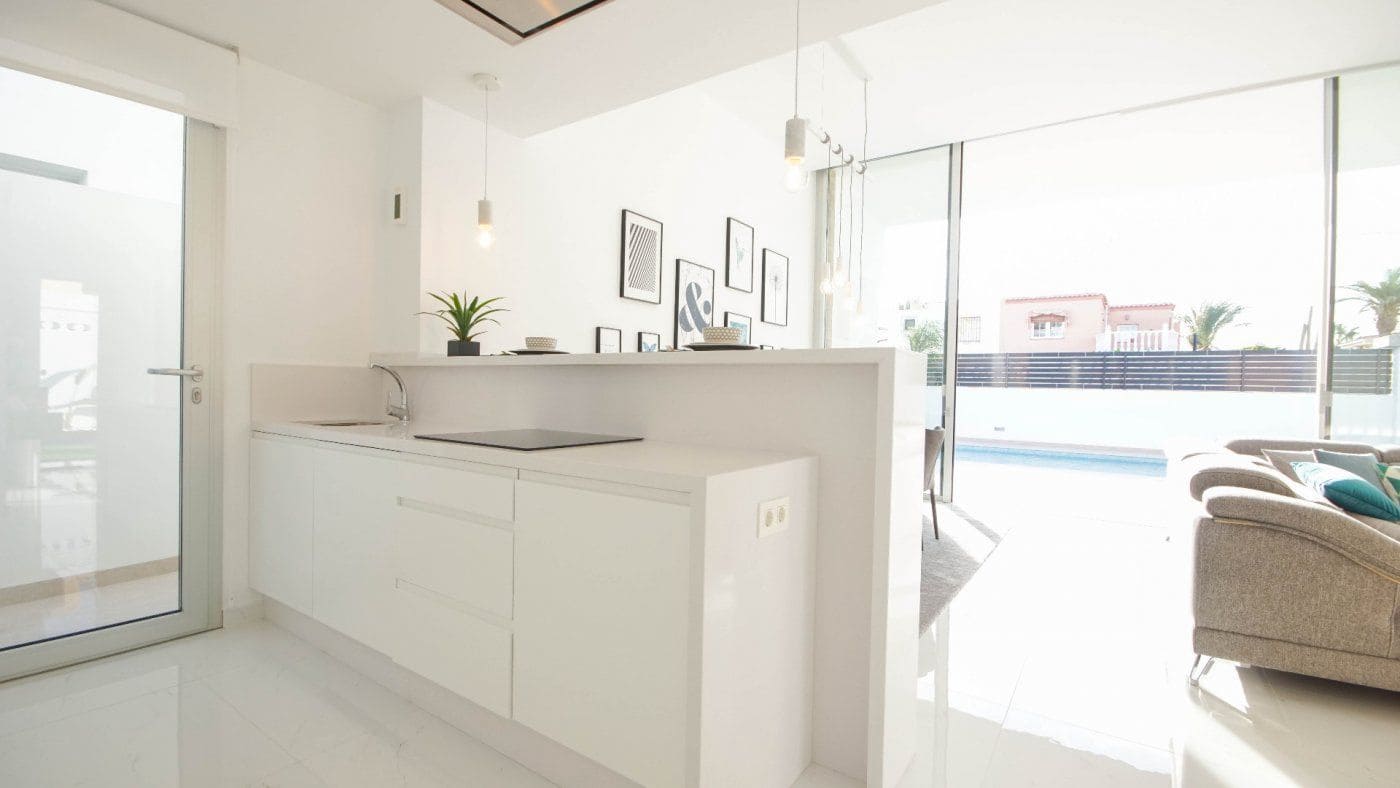 3 chambre Villa/Maison à vendre à Torrevieja avec piscine garage - 449 000 € (Ref: 7418860)