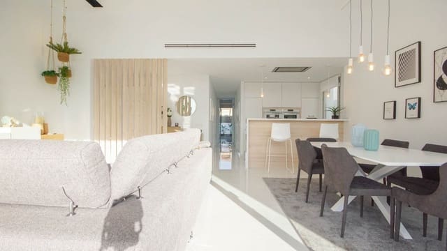 3 chambre Villa/Maison à vendre à Torrevieja avec piscine garage - 449 000 € (Ref: 7418860)