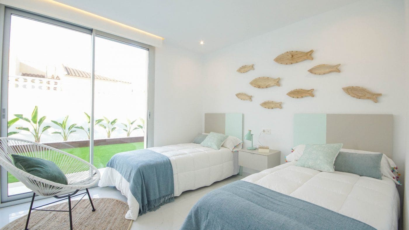 3 chambre Villa/Maison à vendre à Torrevieja avec piscine garage - 449 000 € (Ref: 7418860)