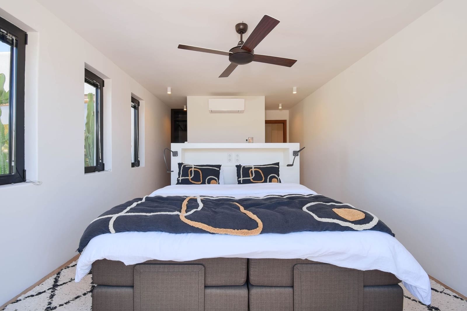 4 soveværelse Villa til salg i Moraira med swimmingpool - € 2.075.000 (Ref: 7425362)