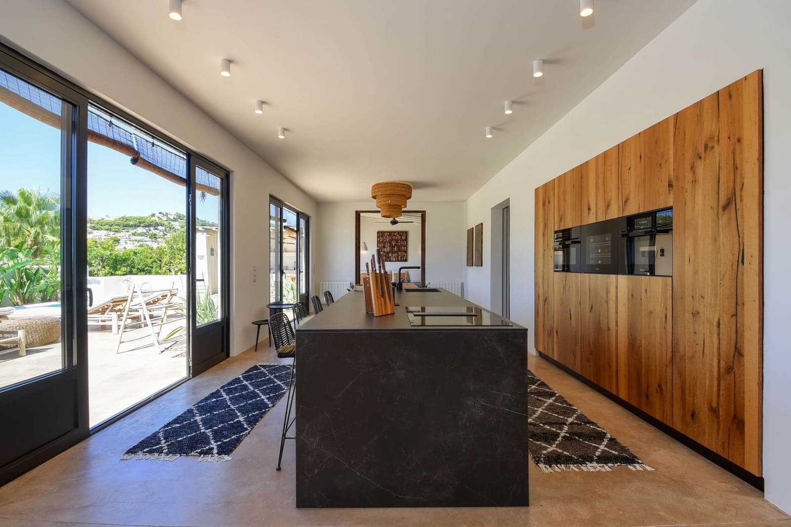 4 soveværelse Villa til salg i Moraira med swimmingpool - € 2.075.000 (Ref: 7425362)