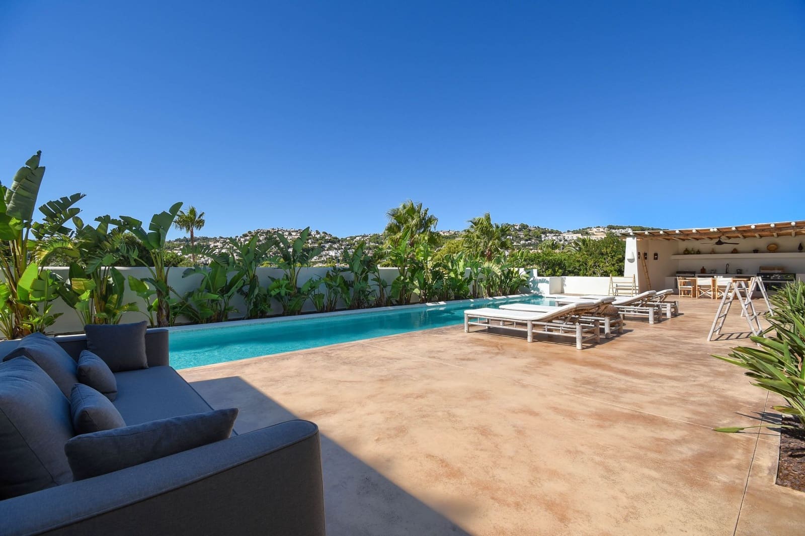 4 soveværelse Villa til salg i Moraira med swimmingpool - € 2.075.000 (Ref: 7425362)
