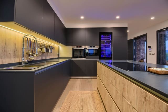 Chalet de 4 habitaciones en Javea / Xàbia en venta con piscina garaje - 1.490.000 € (Ref: 7441487)