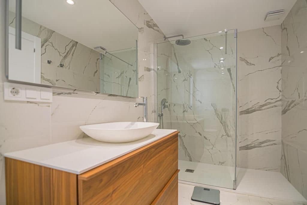 4 makuuhuone Huvila myytävänä paikassa Albir mukana uima-altaan 
autotalli - 1 290 000 € (Ref: 7460104)