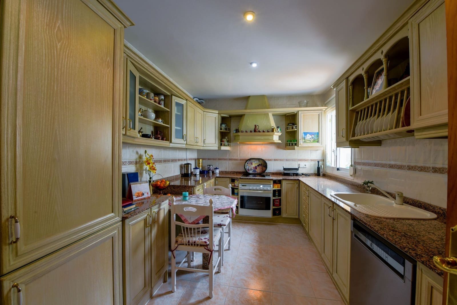 4 bedroom Villa for sale in Albir with garage - € 725,000 (Ref: 7463190)