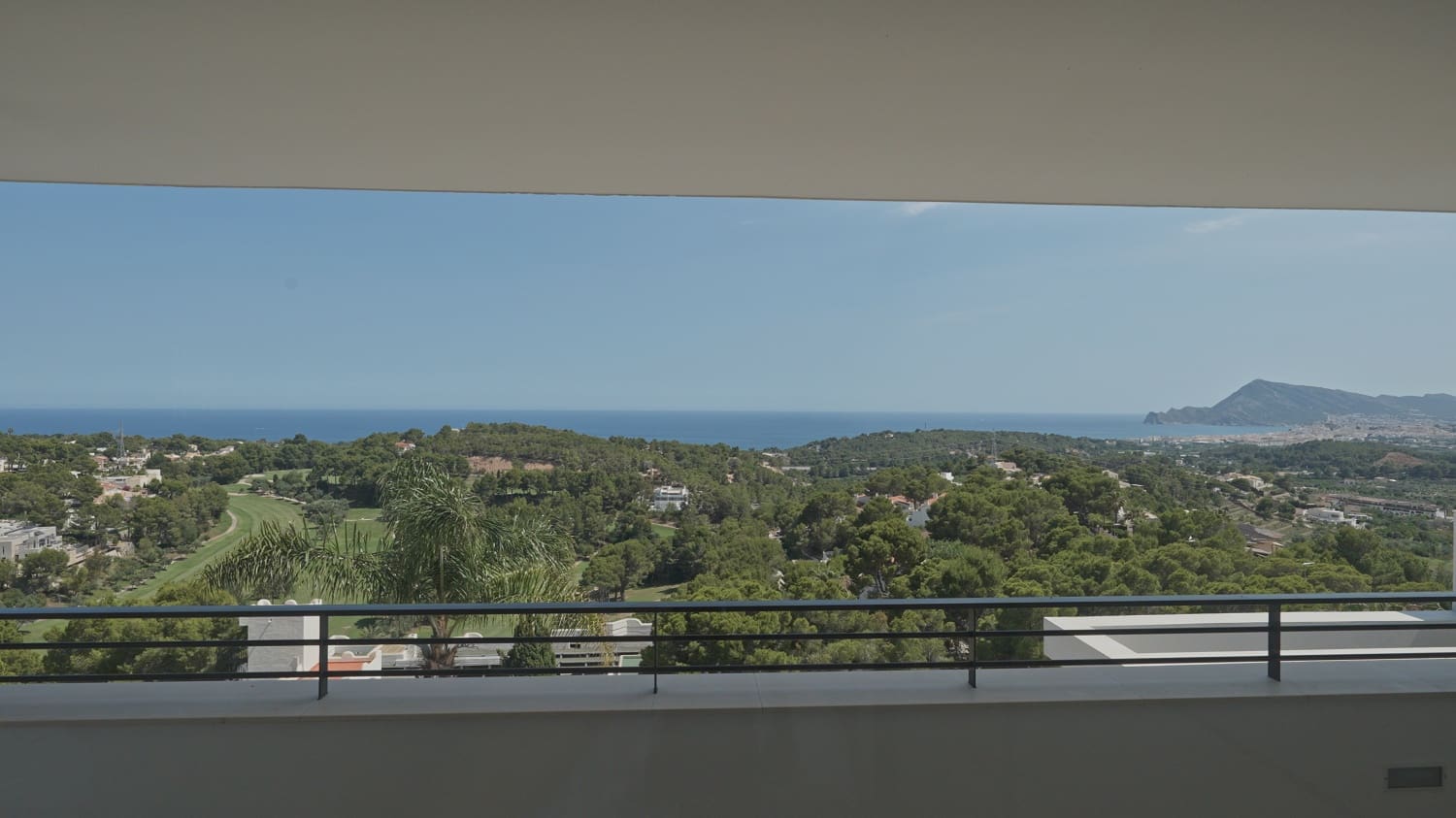 6 bedroom Villa for sale in Altea with pool garage - € 2,875,000 (Ref: 7701715)