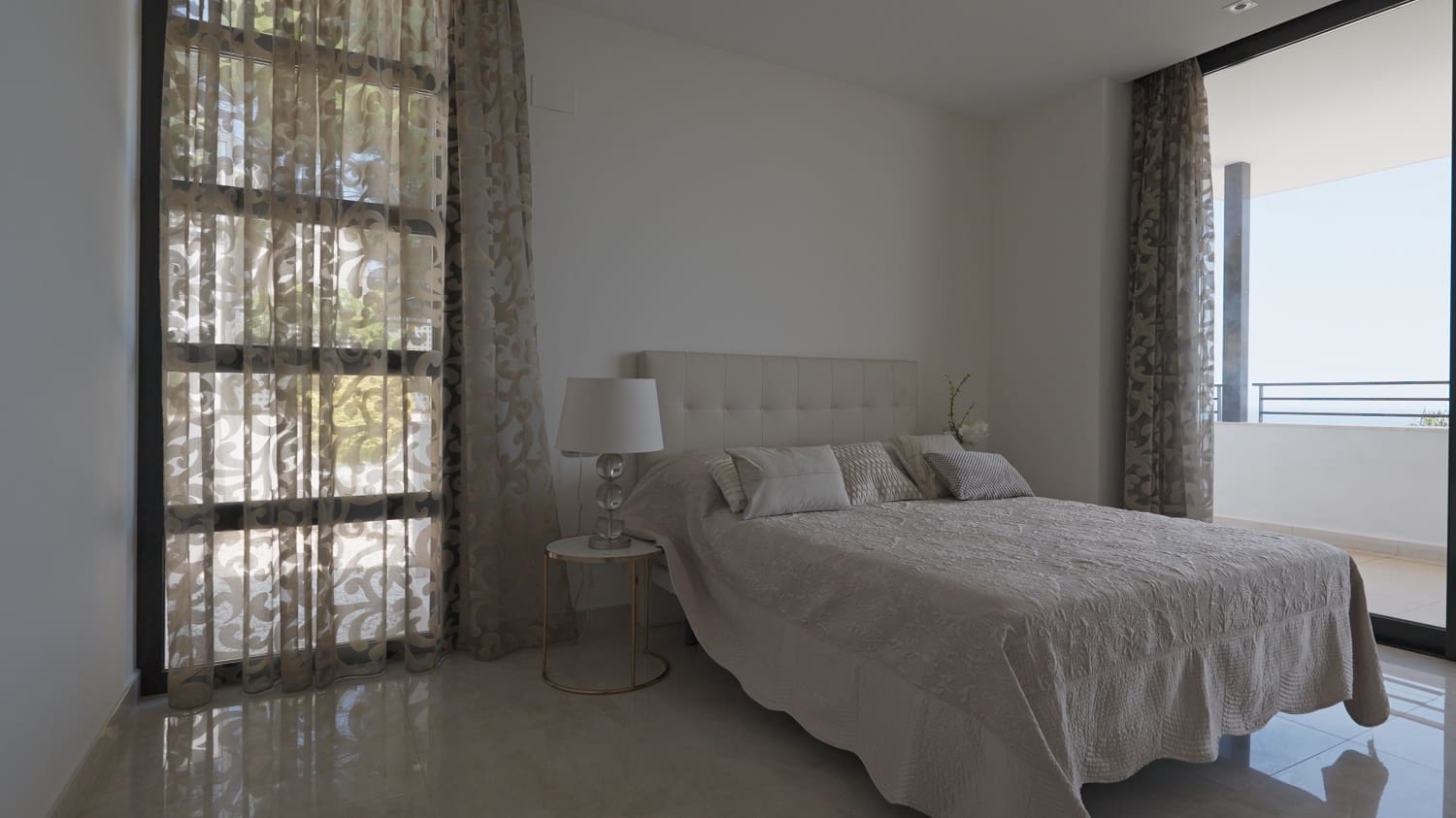 6 bedroom Villa for sale in Altea with pool garage - € 2,875,000 (Ref: 7701715)