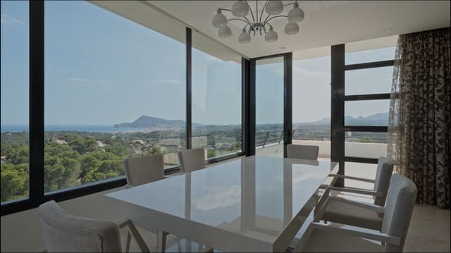 6 bedroom Villa for sale in Altea with pool garage - € 2,875,000 (Ref: 7701715)