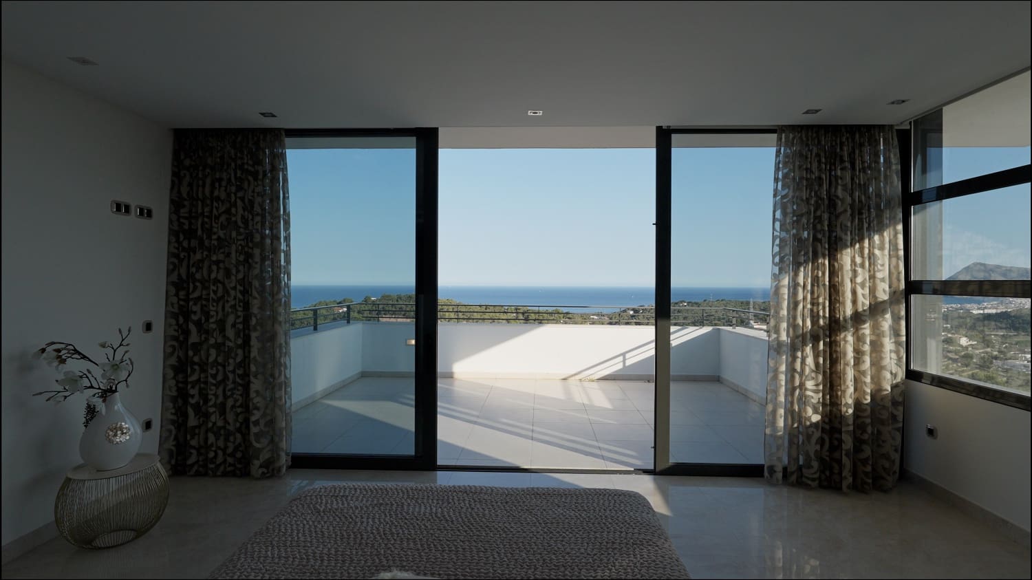 6 bedroom Villa for sale in Altea with pool garage - € 2,875,000 (Ref: 7701715)