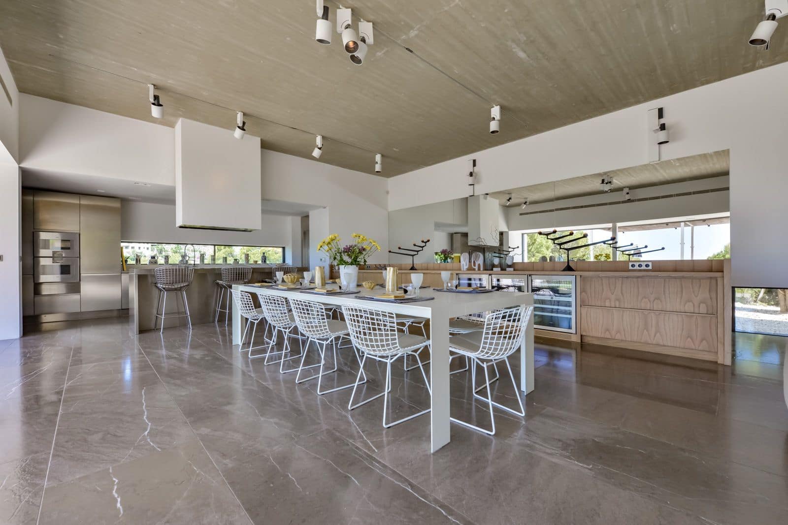 5 bedroom Villa for sale in Altea with pool garage - € 5,900,000 (Ref: 7736657)