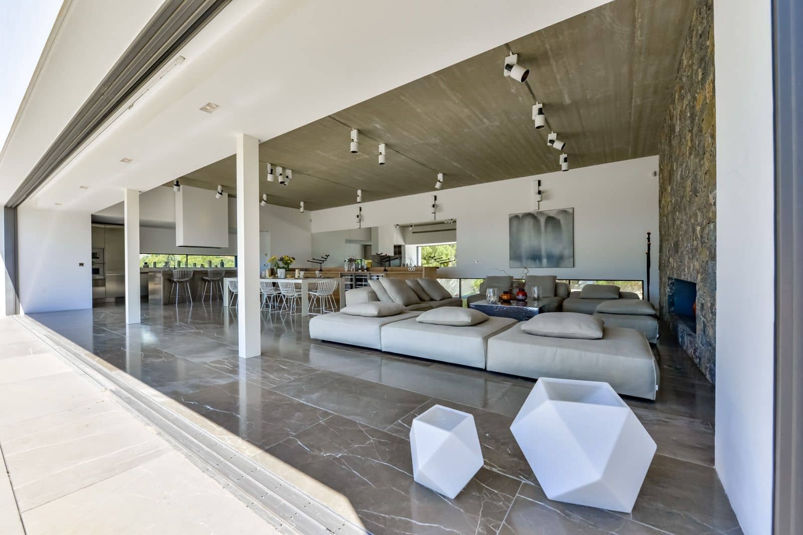 5 bedroom Villa for sale in Altea with pool garage - € 5,900,000 (Ref: 7736657)