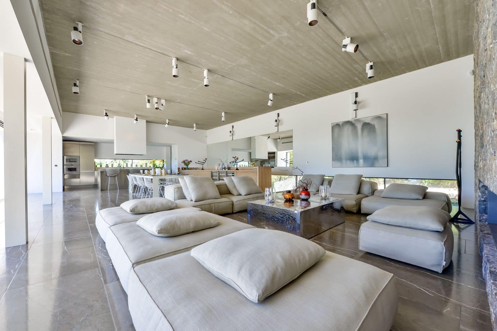 5 bedroom Villa for sale in Altea with pool garage - € 5,900,000 (Ref: 7736657)