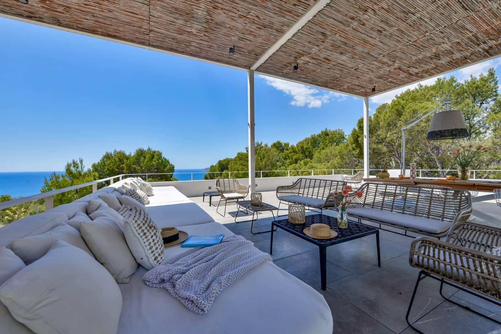 5 bedroom Villa for sale in Altea with pool garage - € 5,900,000 (Ref: 7736657)