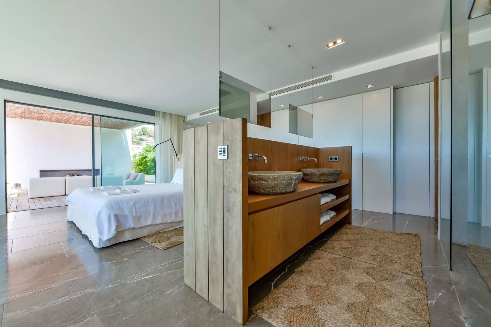 5 bedroom Villa for sale in Altea with pool garage - € 5,900,000 (Ref: 7736657)