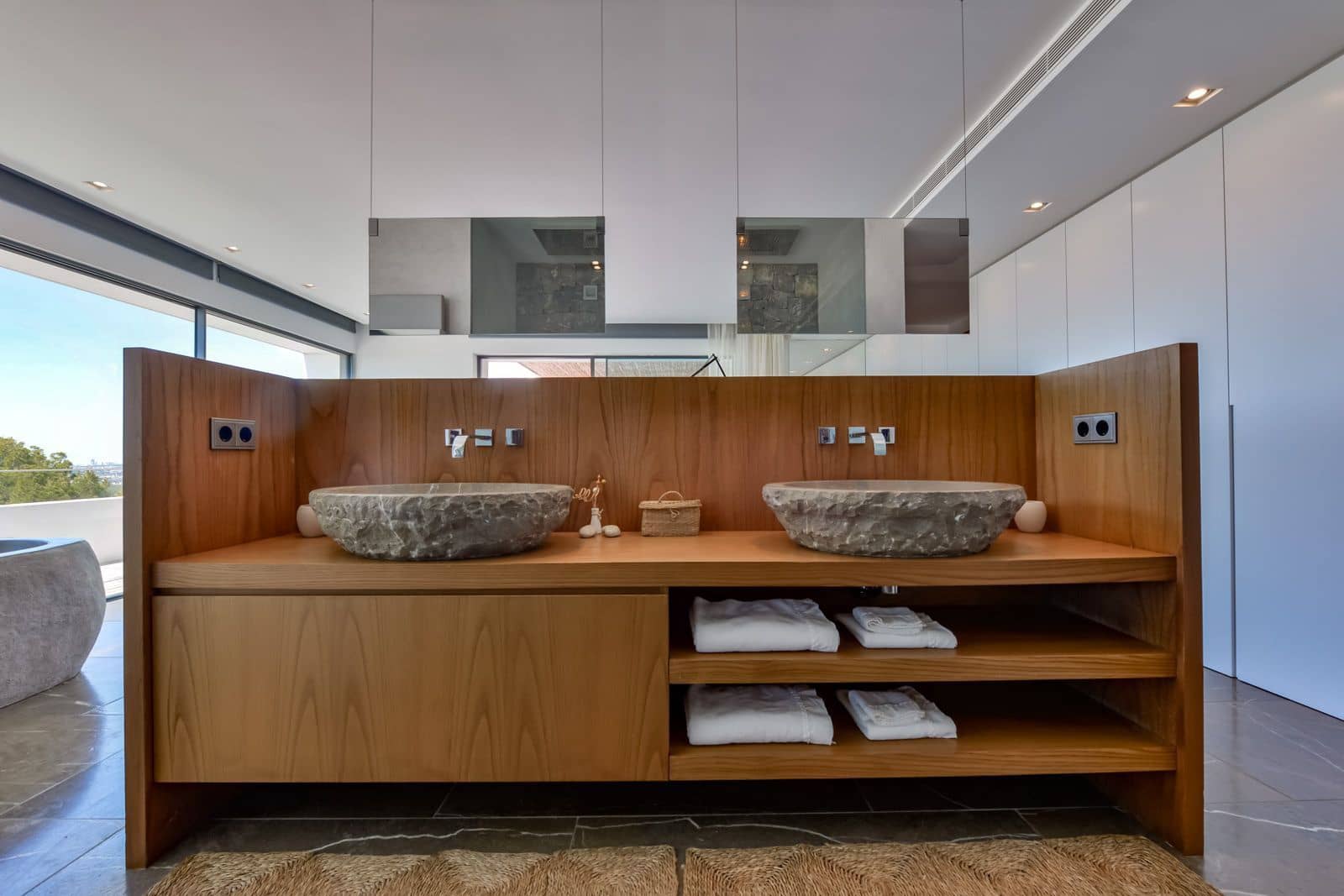 5 bedroom Villa for sale in Altea with pool garage - € 5,900,000 (Ref: 7736657)