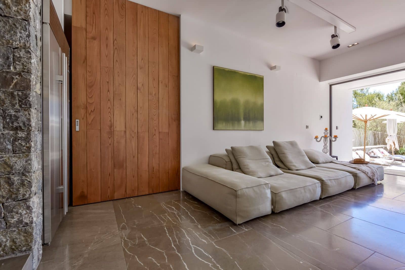 5 bedroom Villa for sale in Altea with pool garage - € 5,900,000 (Ref: 7736657)