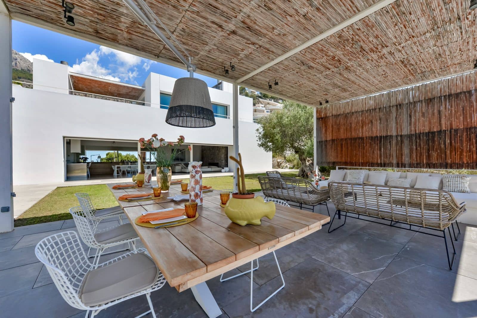 5 bedroom Villa for sale in Altea with pool garage - € 5,900,000 (Ref: 7736657)