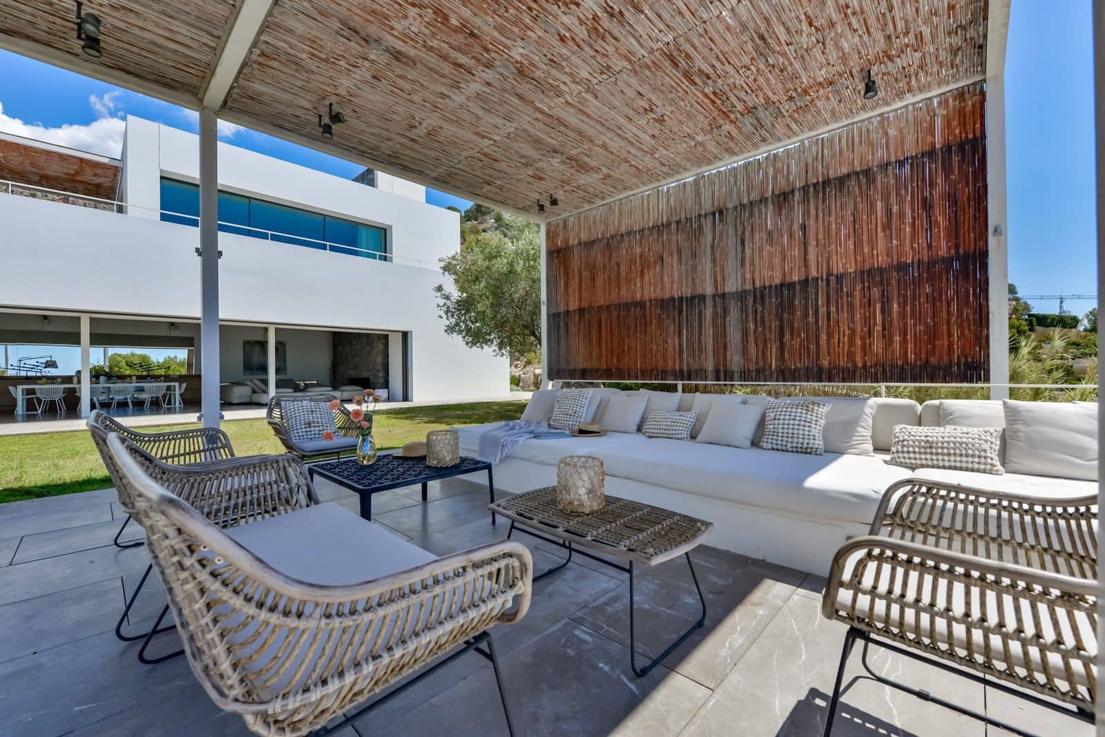 5 bedroom Villa for sale in Altea with pool garage - € 5,900,000 (Ref: 7736657)