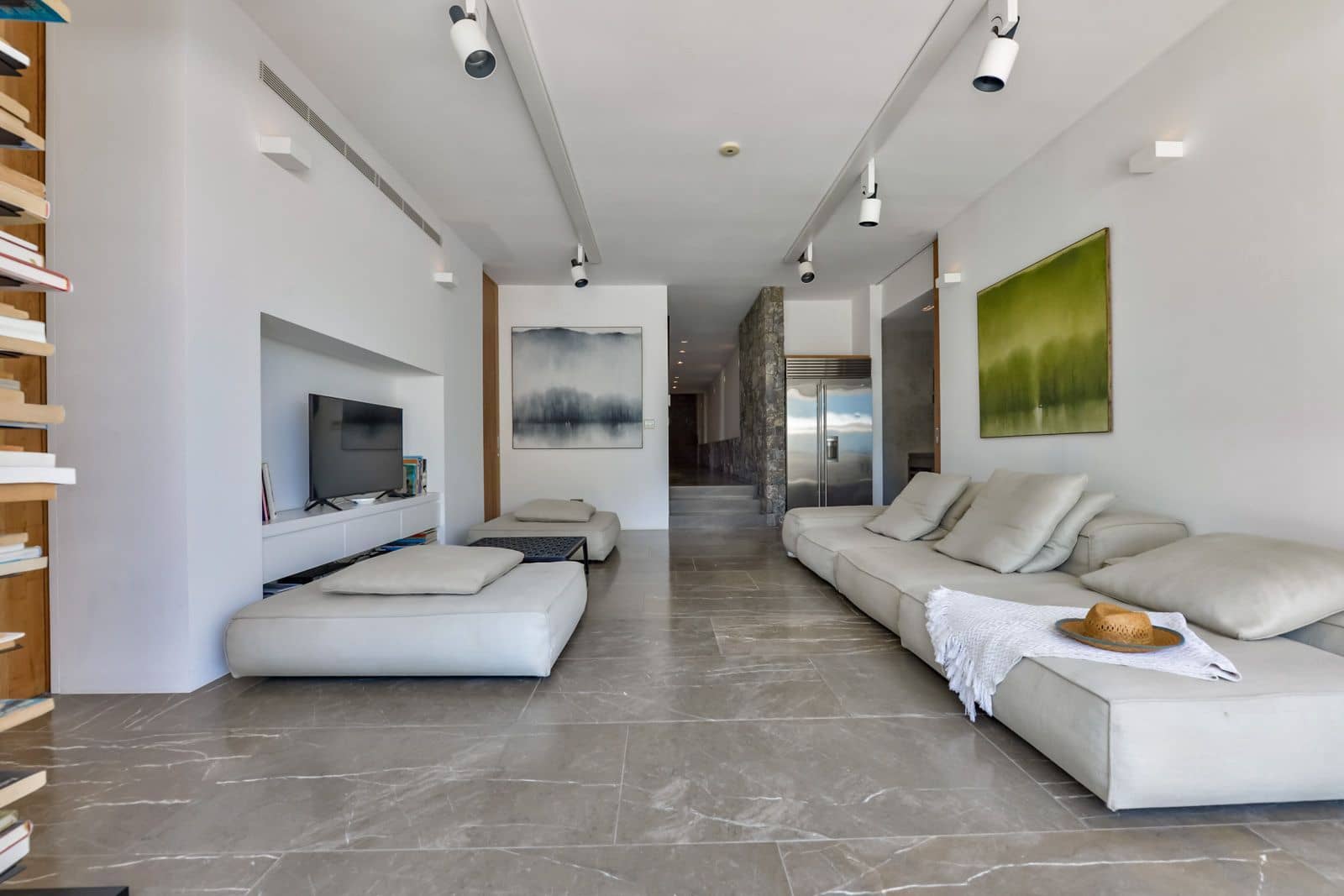 5 bedroom Villa for sale in Altea with pool garage - € 5,900,000 (Ref: 7736657)