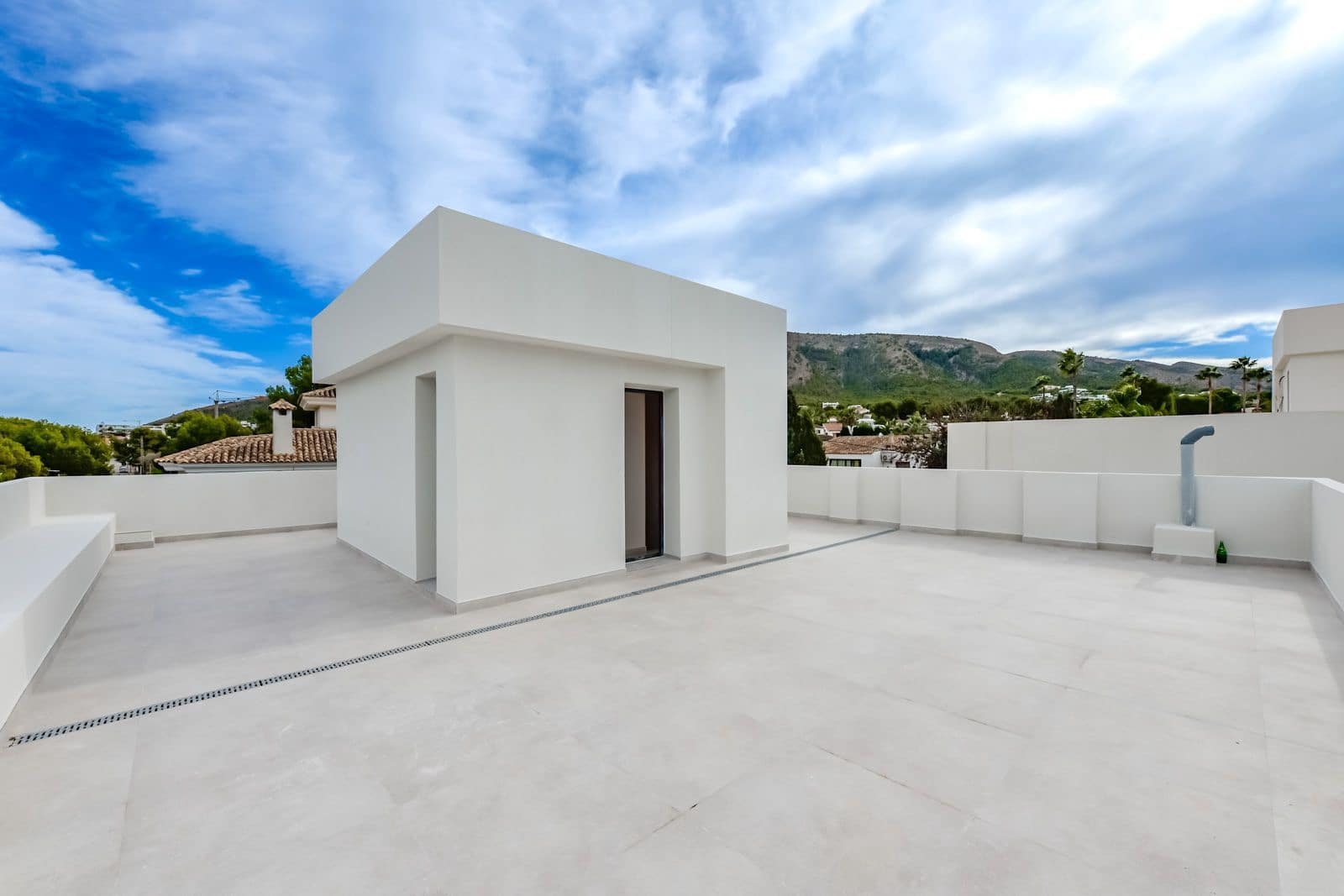 4 soveværelse Villa til salg i Albir med swimmingpool garage - € 1.250.000 (Ref: 7883007)