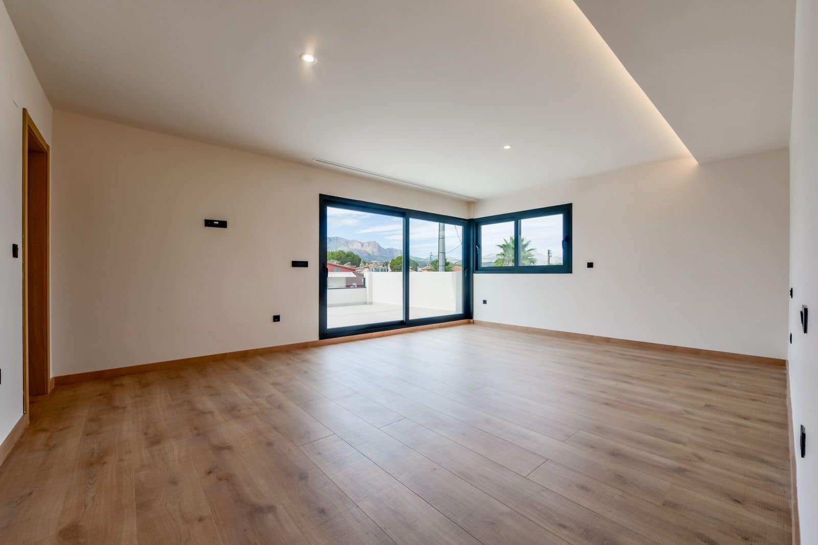 4 soveværelse Villa til salg i Albir med swimmingpool garage - € 1.250.000 (Ref: 7883007)