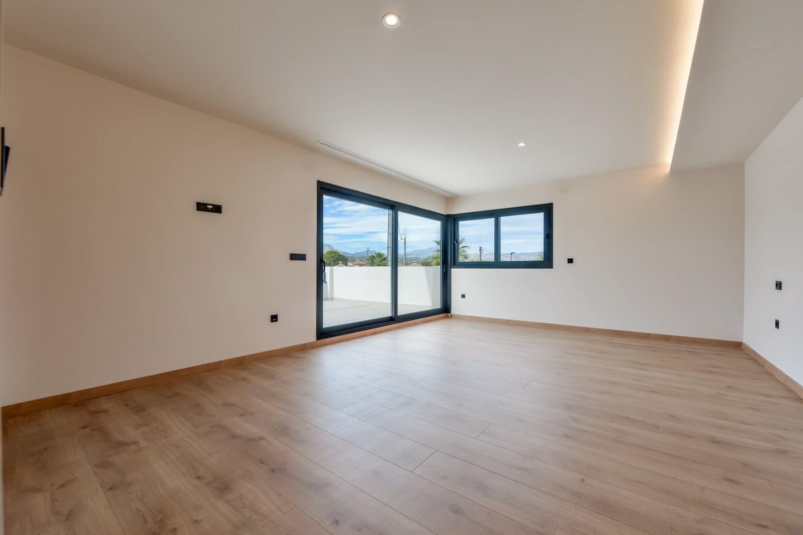 4 soveværelse Villa til salg i Albir med swimmingpool garage - € 1.250.000 (Ref: 7883007)