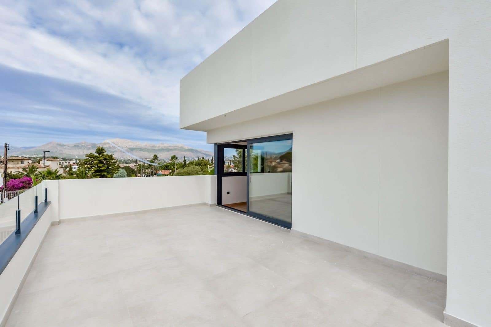 4 soveværelse Villa til salg i Albir med swimmingpool garage - € 1.250.000 (Ref: 7883007)