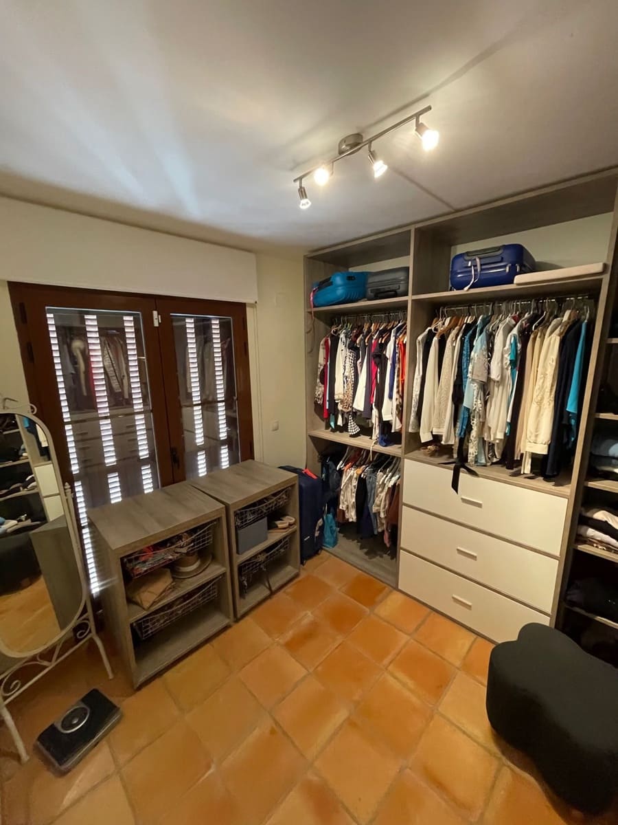 Chalet de 4 habitaciones en Finestrat en venta con piscina garaje - 649.000 € (Ref: 7954141)