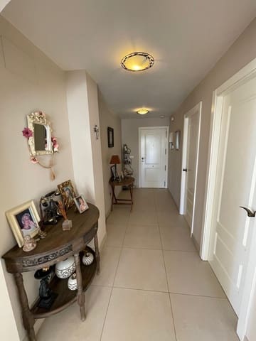 Chalet de 4 habitaciones en Finestrat en venta con piscina garaje - 649.000 € (Ref: 7954141)