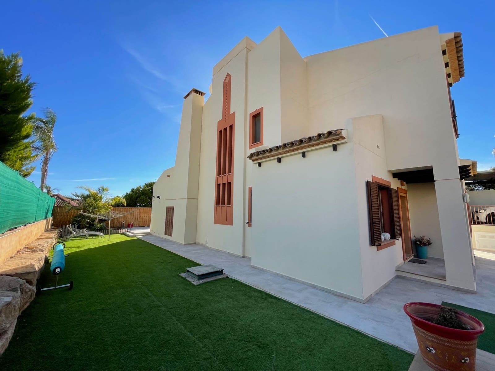 Chalet de 4 habitaciones en Finestrat en venta con piscina garaje - 649.000 € (Ref: 7954141)