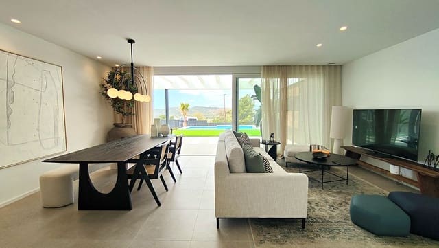 3 makuuhuone Huvila myytävänä paikassa Finestrat mukana uima-altaan 
autotalli - 640 000 € (Ref: 7954142)