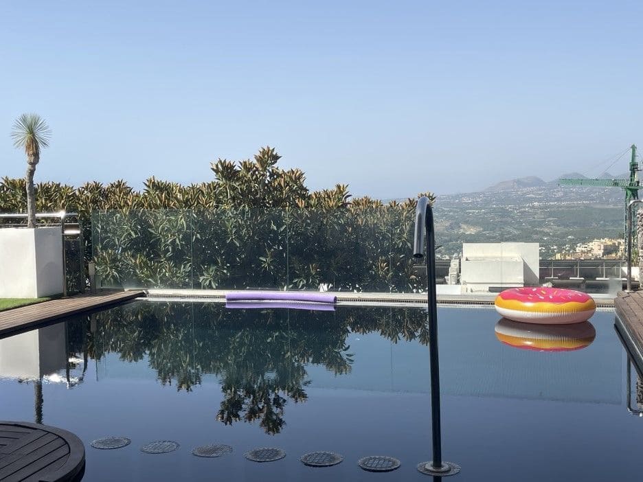 5 bedroom Villa for sale in Altea with pool garage - € 1,800,000 (Ref: 8113801)