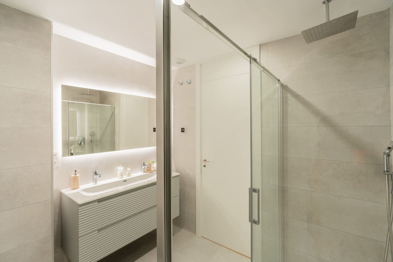 4 bedroom Villa for sale in La Nucia with pool - € 390,000 (Ref: 8123480)