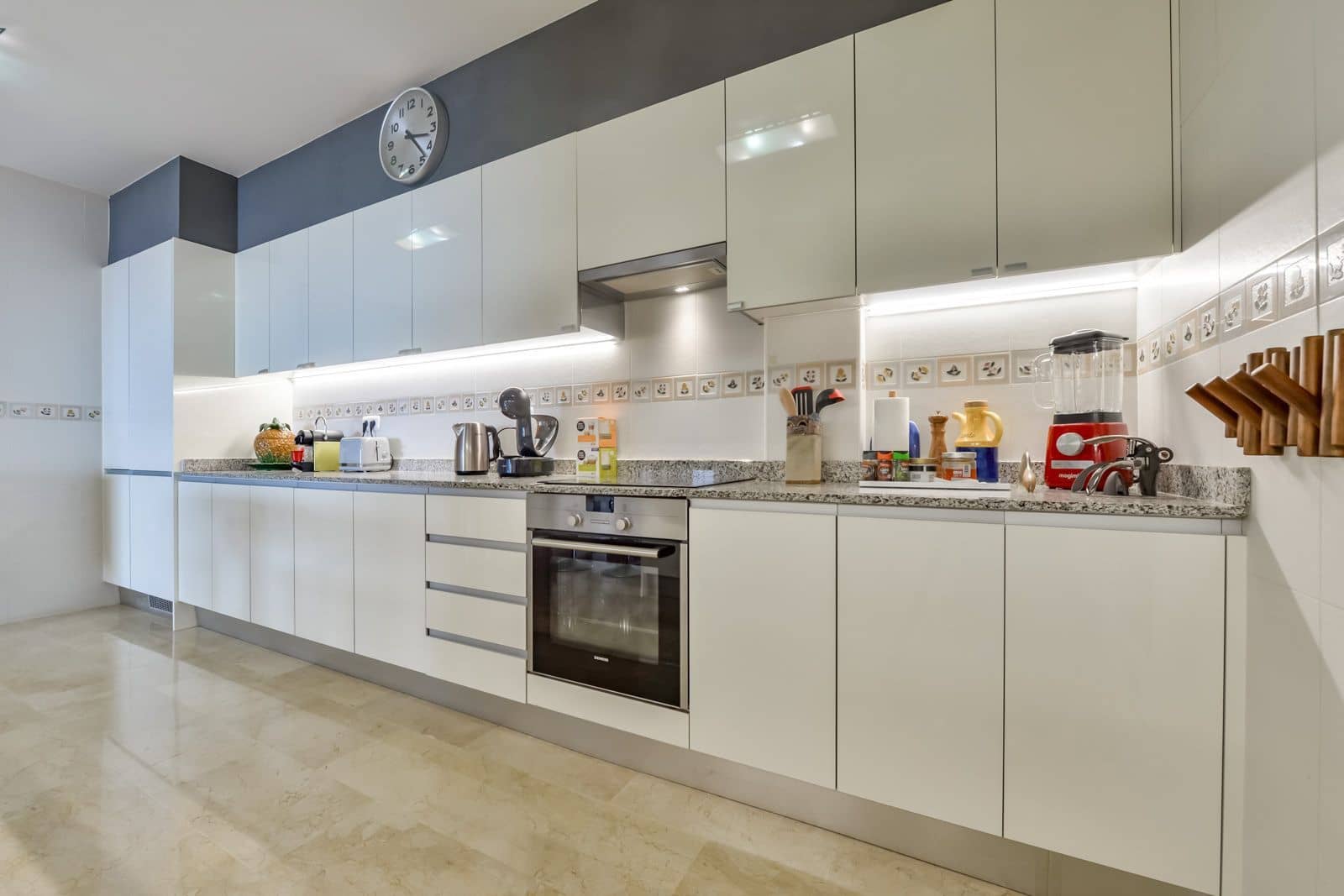 2 soveværelse Lejlighed til salg i Altea med swimmingpool garage - € 525.000 (Ref: 8576225)