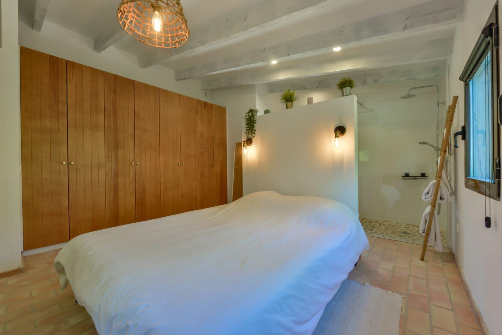 5 bedroom Villa for sale in Altea with pool garage - € 1,890,000 (Ref: 8576226)