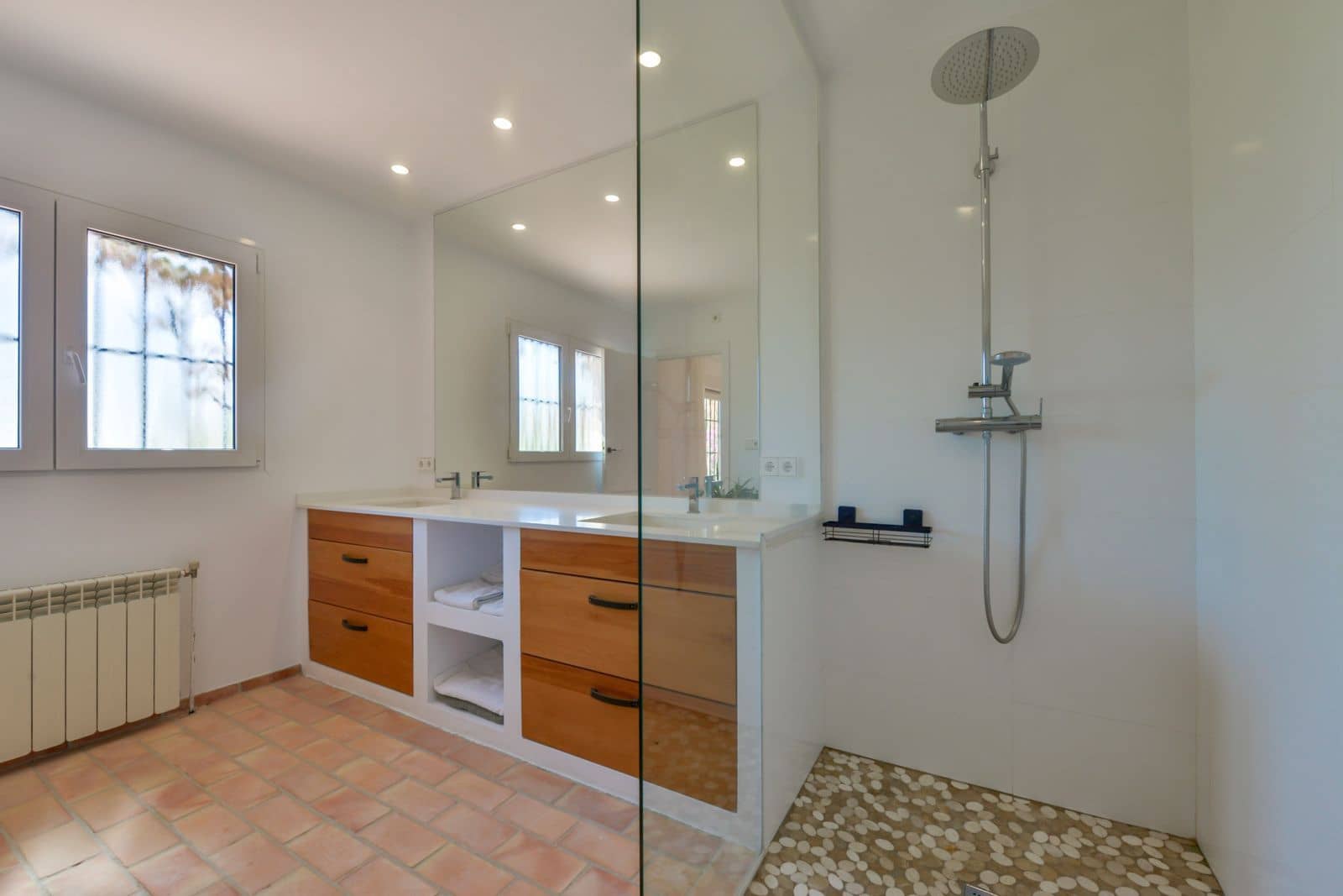 5 bedroom Villa for sale in Altea with pool garage - € 1,890,000 (Ref: 8576226)