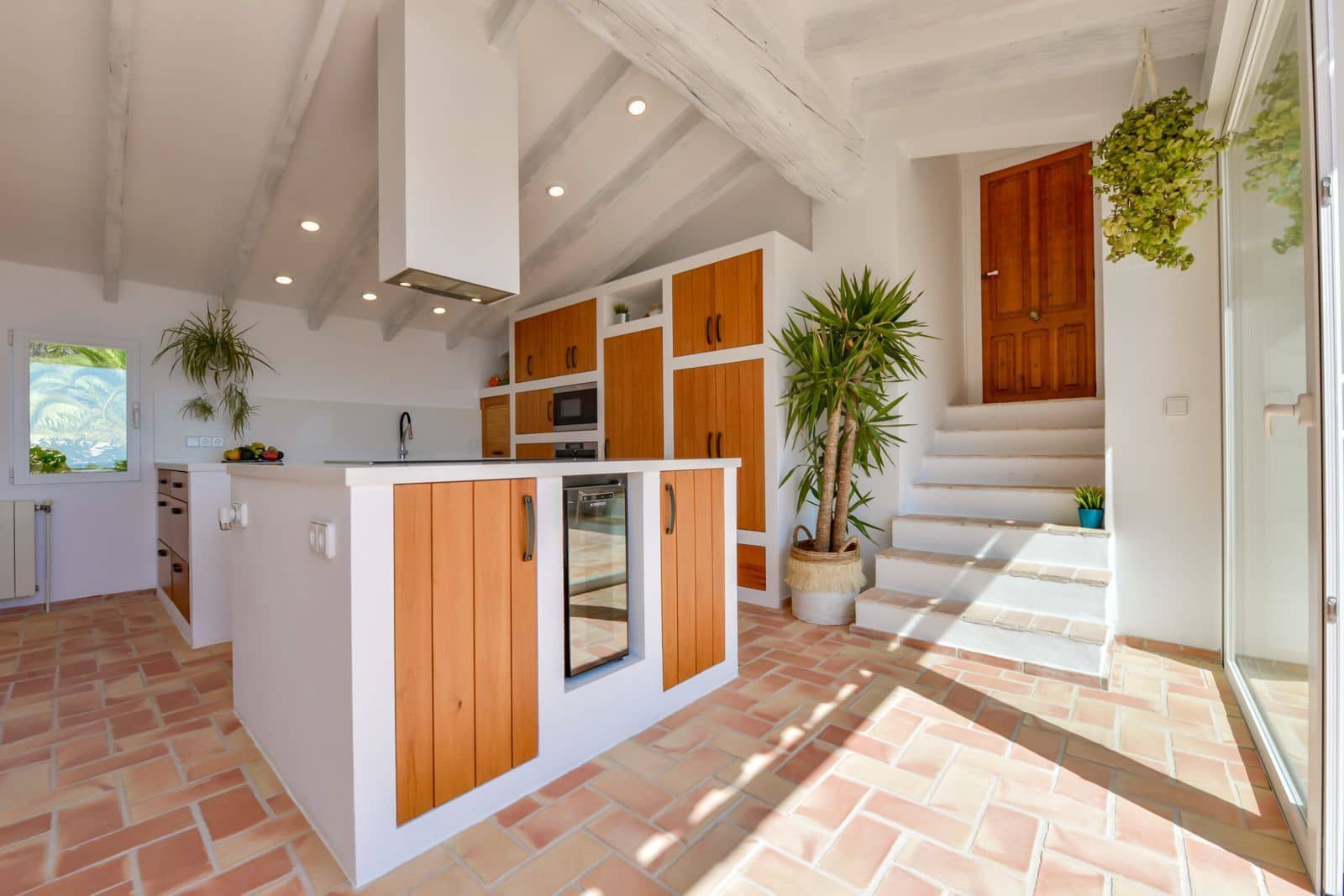 5 bedroom Villa for sale in Altea with pool garage - € 1,890,000 (Ref: 8576226)