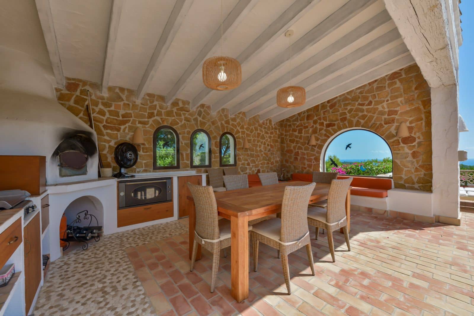 5 bedroom Villa for sale in Altea with pool garage - € 1,890,000 (Ref: 8576226)