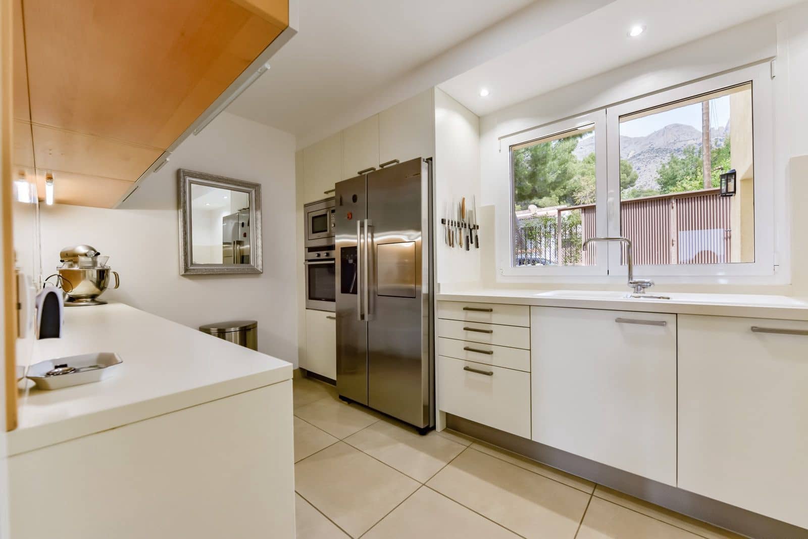 3 bedroom Villa for sale in Altea with pool - € 750,000 (Ref: 8590319)