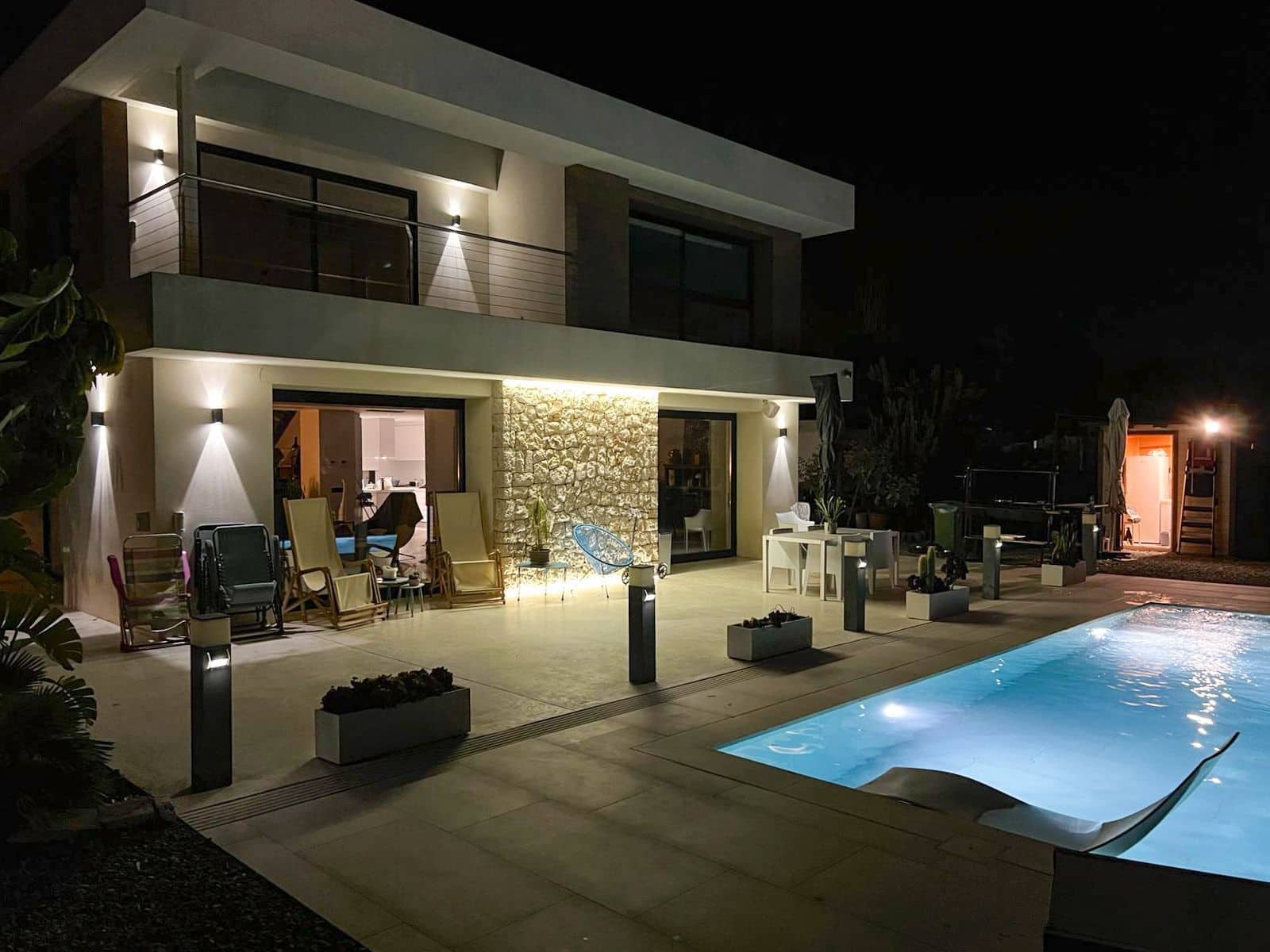 3 bedroom Villa for sale in Polop with pool garage - € 845,000 (Ref: 8603321)