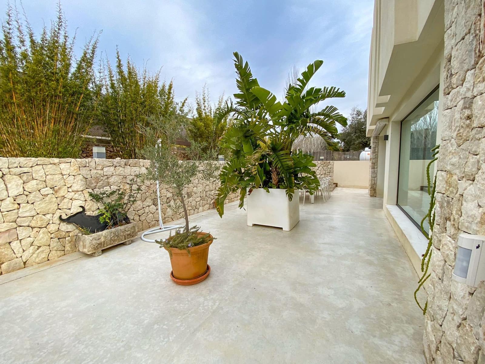3 bedroom Villa for sale in Polop with pool garage - € 845,000 (Ref: 8603321)