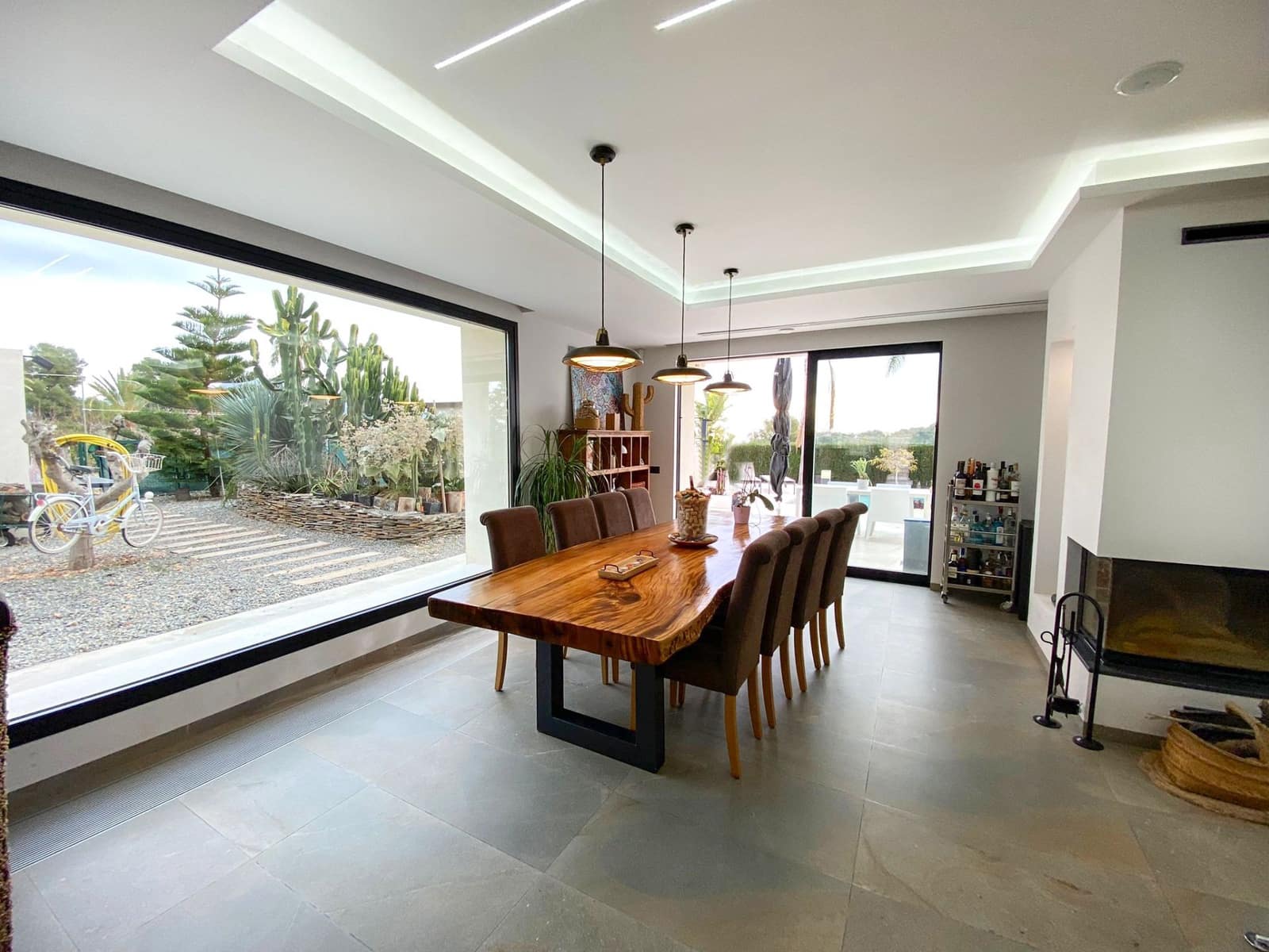 3 bedroom Villa for sale in Polop with pool garage - € 845,000 (Ref: 8603321)