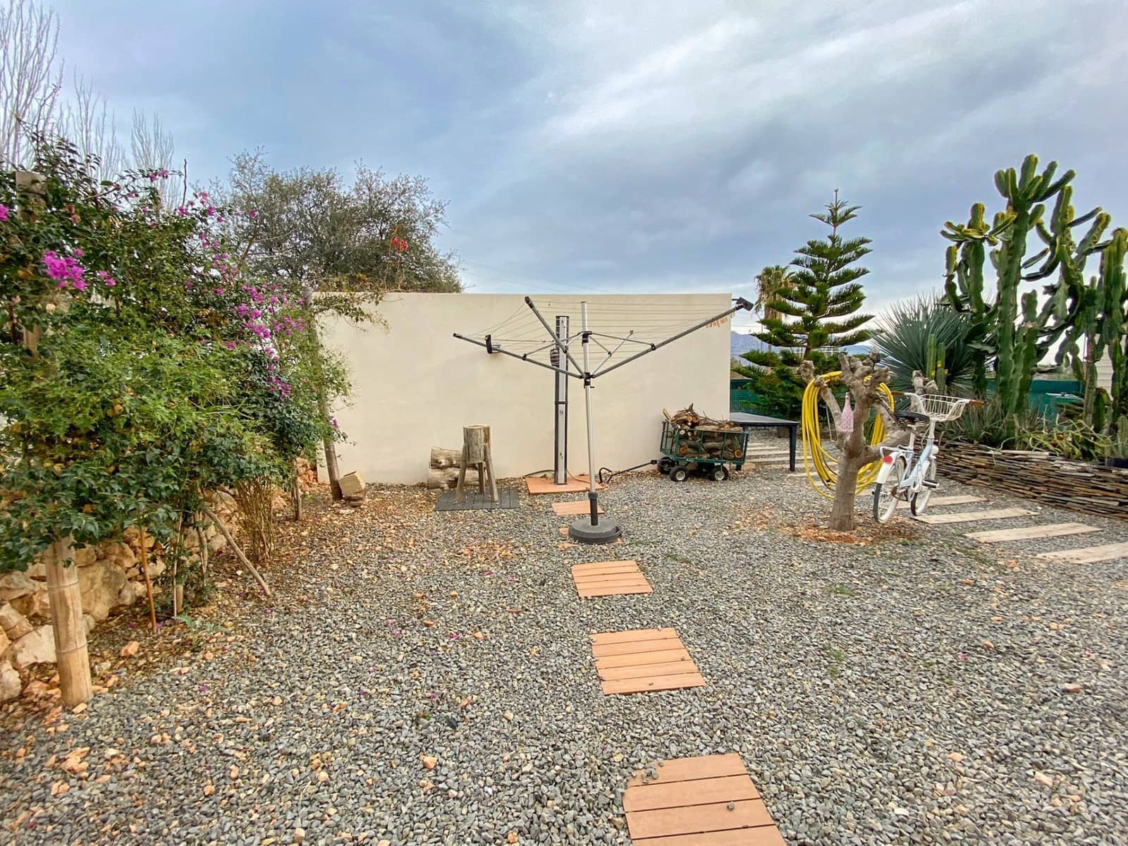 3 bedroom Villa for sale in Polop with pool garage - € 845,000 (Ref: 8603321)