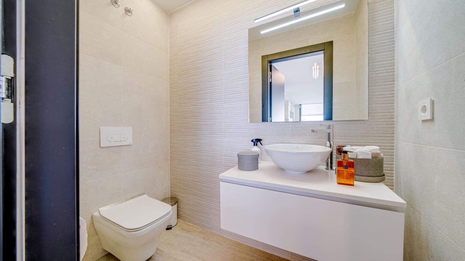 5 bedroom Villa for sale in Finestrat with pool garage - € 1,090,000 (Ref: 8677548)