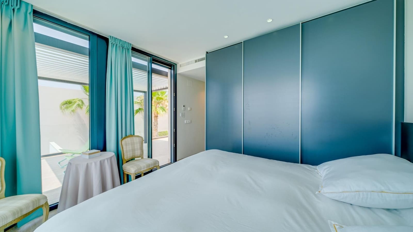 5 bedroom Villa for sale in Finestrat with pool garage - € 1,090,000 (Ref: 8677548)