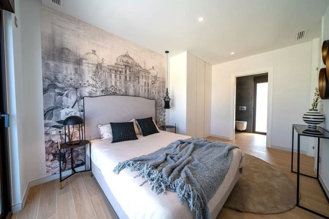 3 bedroom Villa for sale in Finestrat with pool - € 608,000 (Ref: 8954059)